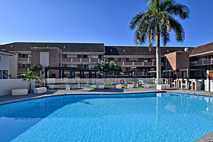 Kenwyn On Sea 402 Communal Pool